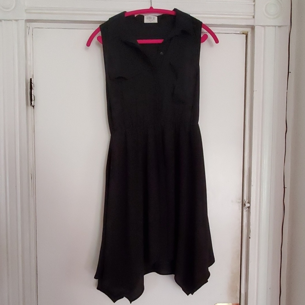 Sienna Sky black dress with pockets